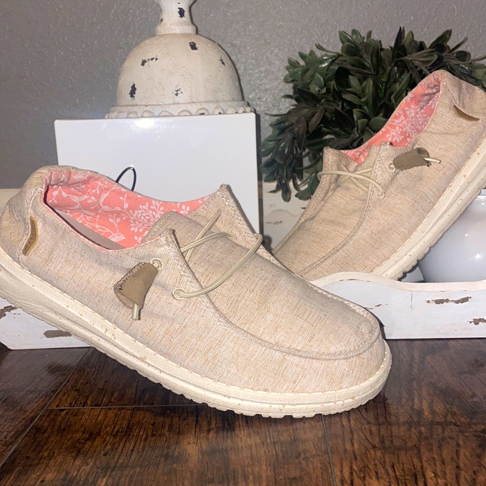 Hey Dudes- Wendy Chambray collection